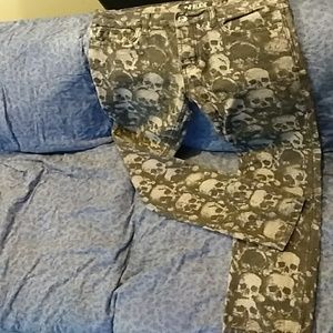 RUDE skinny jeans 32 x 32 Hot Topic skull print